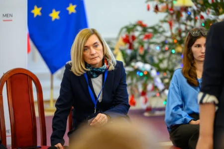 Uczestnicy spotkania z wiceminister edukacji Pauliną Piechną- Więckiewicz