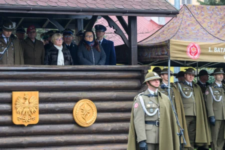 Uczestnicy obchodów Święta 1. batalionu Strzelców Podhalańskich