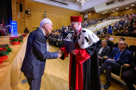 Uczestnicy uroczystego posiedzenia Senatu Politechniki Rzeszowskiej