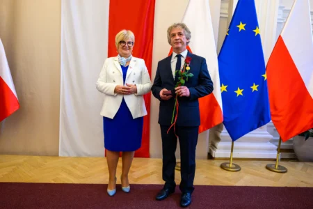 Zasłużeni mieszkańcy regionu otrzymali odznaczenia państwowe