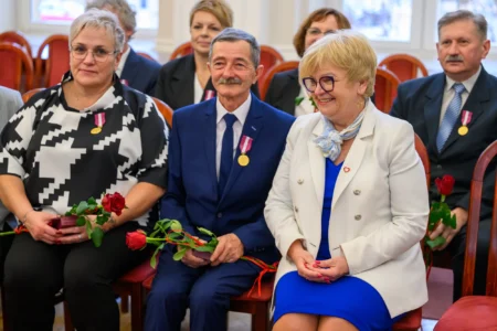 Zasłużeni mieszkańcy regionu otrzymali odznaczenia państwowe