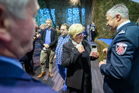 Uczestnicy spotkania opłatkowego służb mundurowych