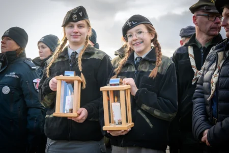 Uczestnicy otwarcia drogowego przejścia granicznego Malhowice - Niżankowice