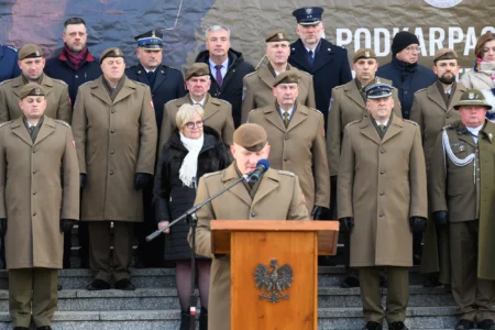 Uczestnicy przysięgi wojskowej terytorialsów