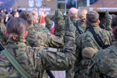 Uczestnicy przysięgi wojskowej terytorialsów