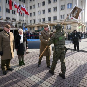 Uczestnicy przysięgi wojskowej terytorialsów