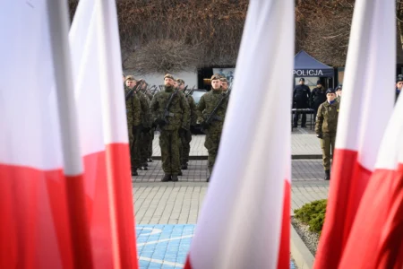 Uczestnicy przysięgi wojskowej terytorialsów