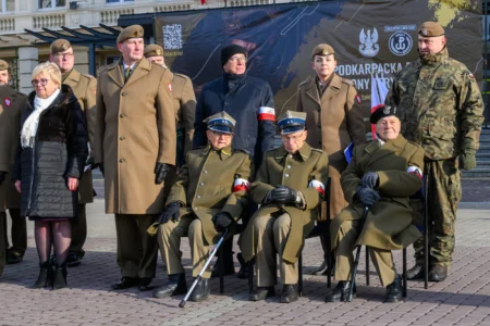 Uczestnicy przysięgi wojskowej terytorialsów