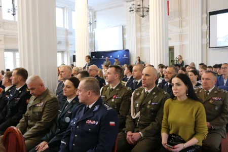 Uczestnicy spotkania wojewódzkiego upamiętniającego losy Zesłańców Sybiru