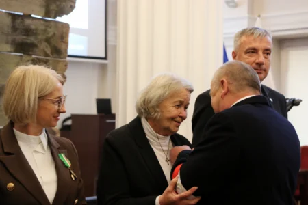 Uczestnicy spotkania wojewódzkiego upamiętniającego losy Zesłańców Sybiru