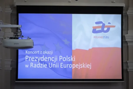 Uczestnicy koncertu z okazji objęcia przez Polskę prezydencji w Radzie UE