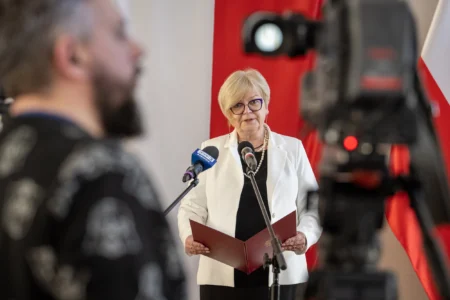 Uczestnicy uroczystości wręczenia odznaczeń państwowych