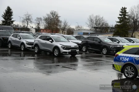 Nowe samochody podkarpackiej Policji.