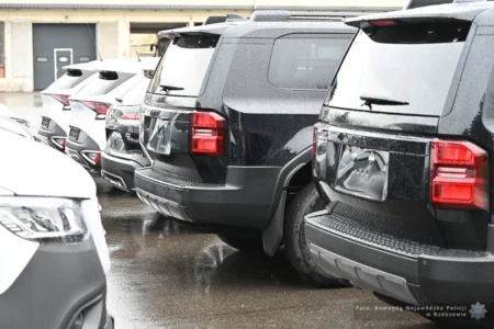 Nowe samochody podkarpackiej Policji.