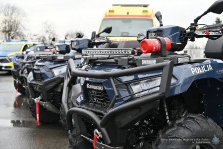 Nowe samochody podkarpackiej Policji.