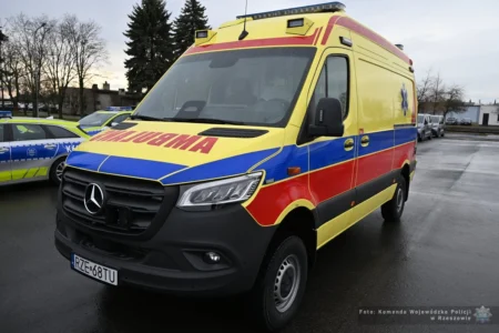 Nowe samochody podkarpackiej Policji.