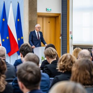 Uczestnicy obchodów Dnia Służby Cywilnej