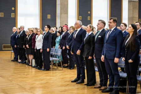 Uczestnicy obchodów Dnia Służby Cywilnej