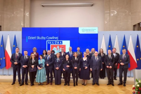 Uczestnicy obchodów Dnia Służby Cywilnej