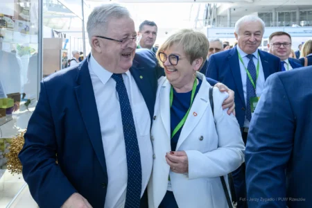 Teresa Kubas-Hul, Wojewoda Podkarpacki z Czesławem Siekierskim, Ministrem Rolnictwa i Rozwoju Wsi.