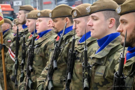 Uczestnicy obchodów Narodowego Dnia Pamięci Żołnierzy Wyklętych