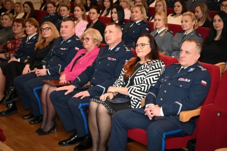 Uczestnicy koncertu z okazji 100 lat Policji Kobiecej