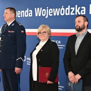 Uczestnicy uroczystego ślubowania policjantów