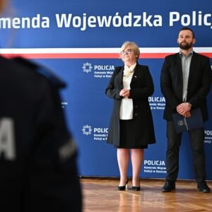 Uczestnicy uroczystego ślubowania policjantów