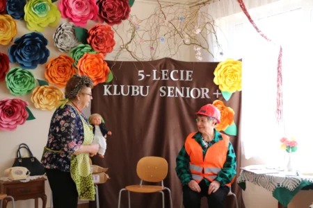 Uczestnicy spotkania w Klubie Senior+ w Tokarni