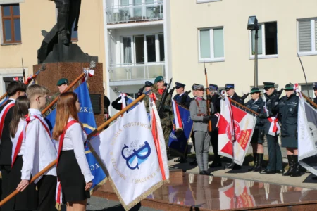 Rzeszów uczcił 106. rocznicę śmierci płk. Leopolda Lisa-Kuli - majora piechoty Wojska Polskiego, kawalera Orderu Virtuti Militari. W uroczystościach wzięła udział wojewoda podkarpacki Teresa Kubas-Hul.