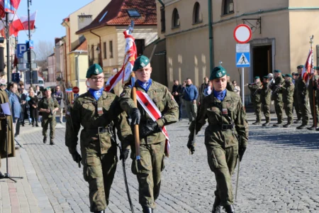 Rzeszów uczcił 106. rocznicę śmierci płk. Leopolda Lisa-Kuli - majora piechoty Wojska Polskiego, kawalera Orderu Virtuti Militari. W uroczystościach wzięła udział wojewoda podkarpacki Teresa Kubas-Hul.