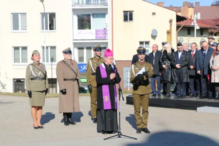 Rzeszów uczcił 106. rocznicę śmierci płk. Leopolda Lisa-Kuli - majora piechoty Wojska Polskiego, kawalera Orderu Virtuti Militari. W uroczystościach wzięła udział wojewoda podkarpacki Teresa Kubas-Hul.