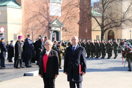 Rzeszów uczcił 106. rocznicę śmierci płk. Leopolda Lisa-Kuli - majora piechoty Wojska Polskiego, kawalera Orderu Virtuti Militari. W uroczystościach wzięła udział wojewoda podkarpacki Teresa Kubas-Hul.