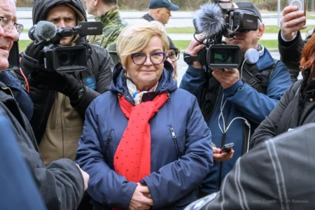 Teresa Kubas-Hul, Wojewoda Podkarpacki podczas briefingu prasowego na granicy w Barwinku.