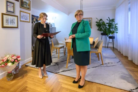 Teresa Kubas-Hul Wojewoda Podkarpacki powołała na 5-letnią kadencję konsultanta wojewódzkiego w dziedzinie medycyny paliatywnej.