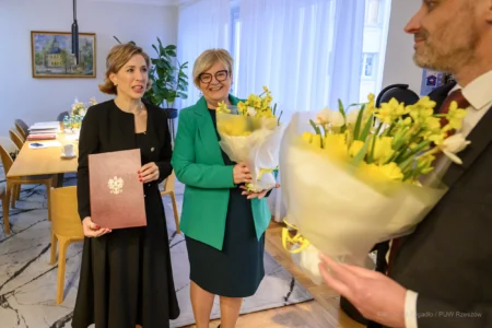 Dziś Teresa Kubas-Hul Wojewoda Podkarpacki powołała na 5-letnią kadencję konsultanta wojewódzkiego w dziedzinie medycyny paliatywnej.