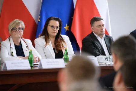 Małgorzata Jarosińska-Jedynak, Członek Zarządu Województwa Podkarpackiego i Marek Klara, Zastępca Prezesa WFOŚiGW w Rzeszowie.
