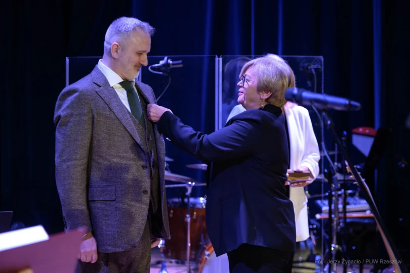 Teresa Kubas-Hul, Wojewoda Podkarpacki honoruje Pawła Steczkowskiego Medalem „Zasłużony Kulturze Gloria Artis”