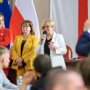 Uczestnicy rozpoczęcia gry miejskiej