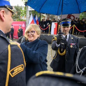 Zdjęcie przedstawia uczestników Wojewódzkich Obchodów Dnia Strażaka
