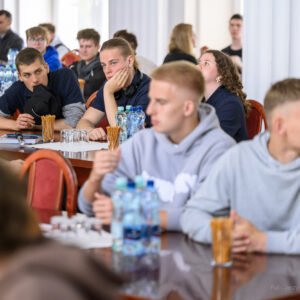 Uczestnicy rozpoczęcia gry miejskiej