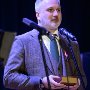 Paweł Steczkowski, uhonorowany prestiżowym Medalem Gloria Artis.