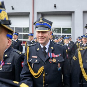 Zdjęcie przedstawia uczestników Wojewódzkich Obchodów Dnia Strażaka
