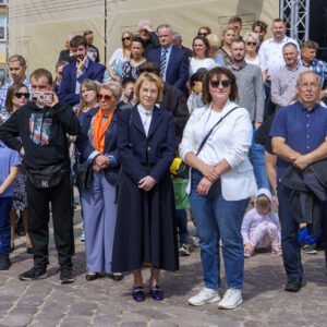 Zdjęcie przedstawia uczestników uroczystości Święta Konstytucji 3 Maja