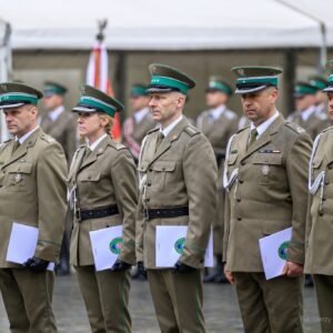 Zdjęcie przedstawia uczestników Święta Straży Granicznej