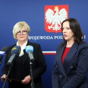 Teresa Kubas-Hul, Wojewoda Podkarpacki i Monika Barszcz- Chodkowska, dyrektor Wydziału Infrastruktury w PUW podczas konferencji prasowej