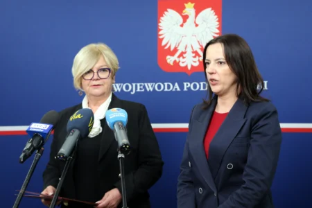Teresa Kubas-Hul, Wojewoda Podkarpacki i Monika Barszcz- Chodkowska, dyrektor Wydziału Infrastruktury w PUW podczas konferencji prasowej