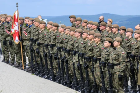 Uczestnicy przysięgi wojskowej 20 Przemyskiej Brygady Obrony Terytorialnej