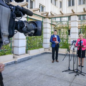 Wojewoda podkarpacki Teresa Kubas-Hul podczas konferencji prasowej