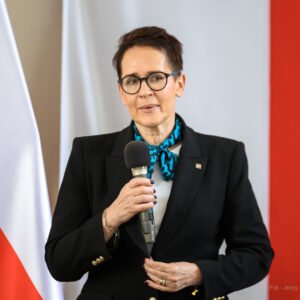 Zdjęcie przedstawia szefową Służby Cywilnej Anitę Noskowską- Piątkowską